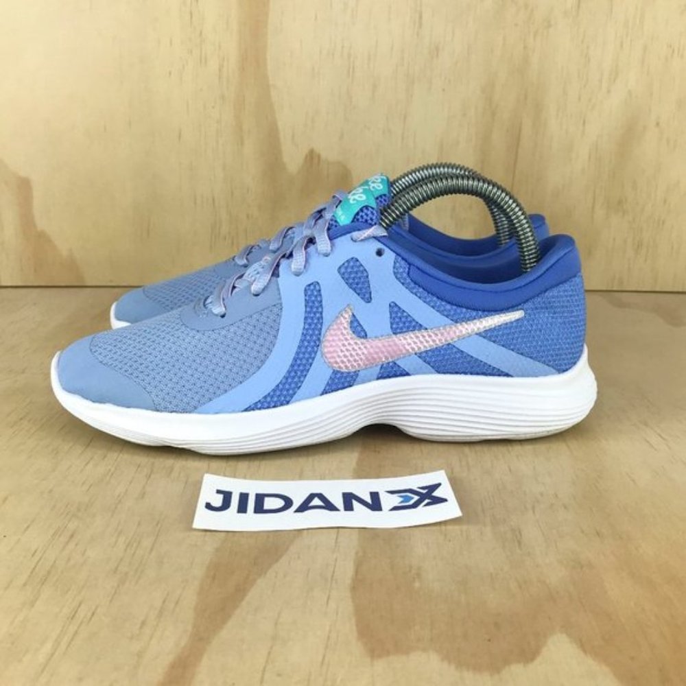 NEW Nike Revolution 4 Blue Pink